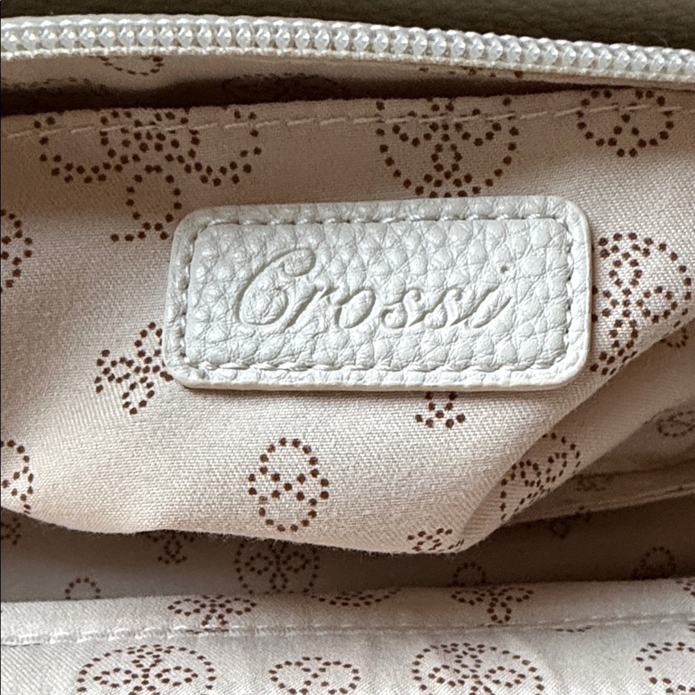 NWT Crossing Cream Bow Purse - Picture 5 of 6